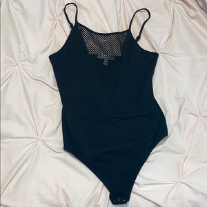 Black fish net V body suit